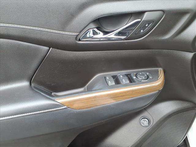 used 2023 GMC Acadia car, priced at $27,850