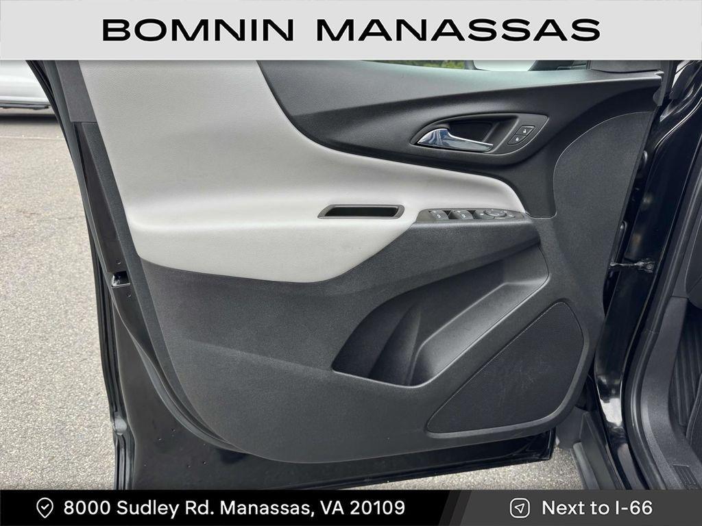 used 2023 Chevrolet Equinox car, priced at $19,490