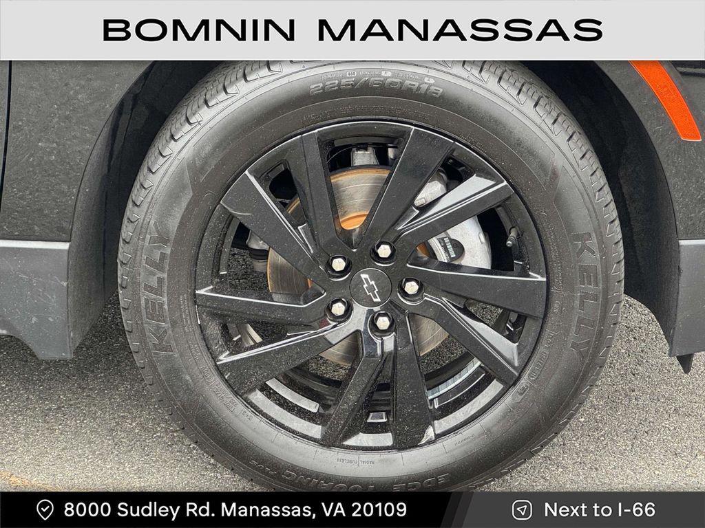 used 2023 Chevrolet Equinox car, priced at $19,490