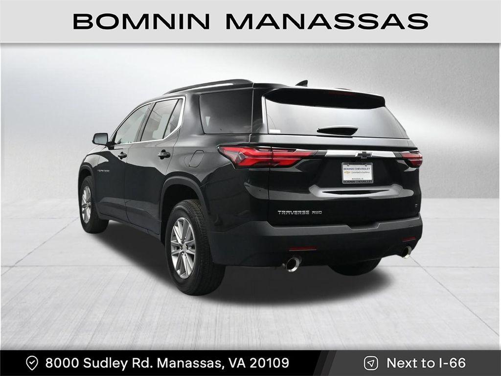 used 2023 Chevrolet Traverse car, priced at $32,990