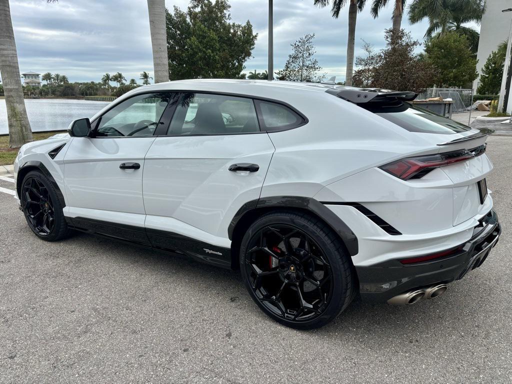 used 2024 Lamborghini Urus car, priced at $324,922