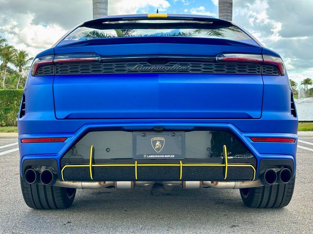 used 2025 Lamborghini Urus car, priced at $329,923