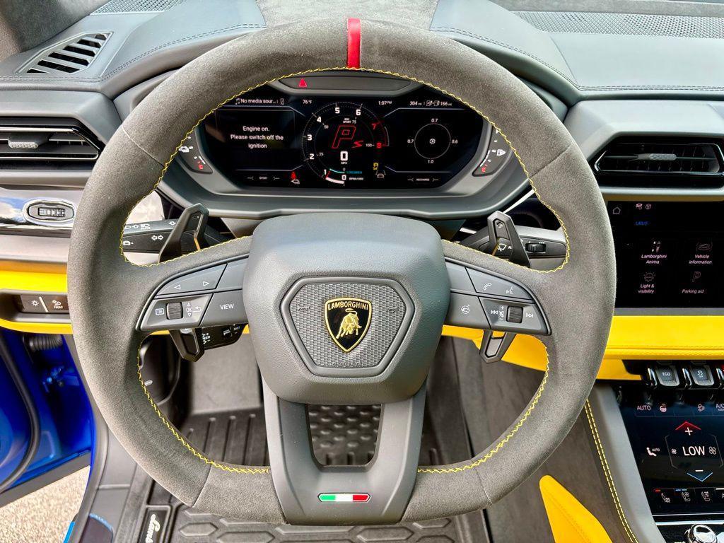 used 2025 Lamborghini Urus car, priced at $329,923
