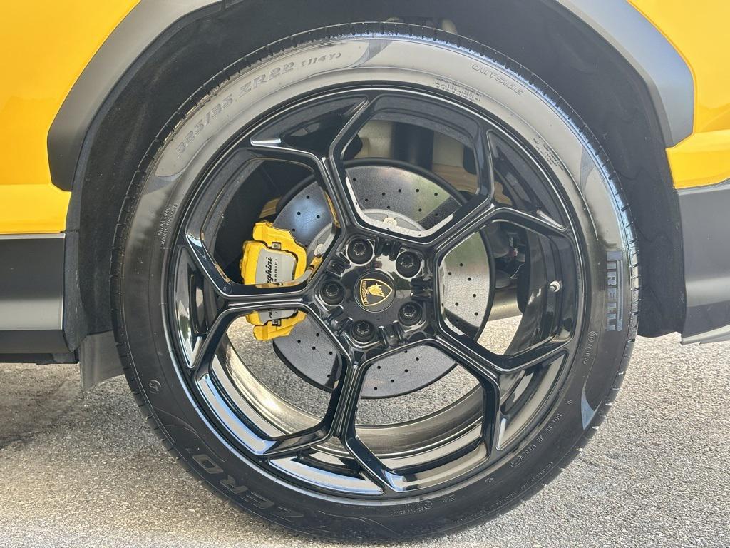 used 2022 Lamborghini Urus car, priced at $219,933