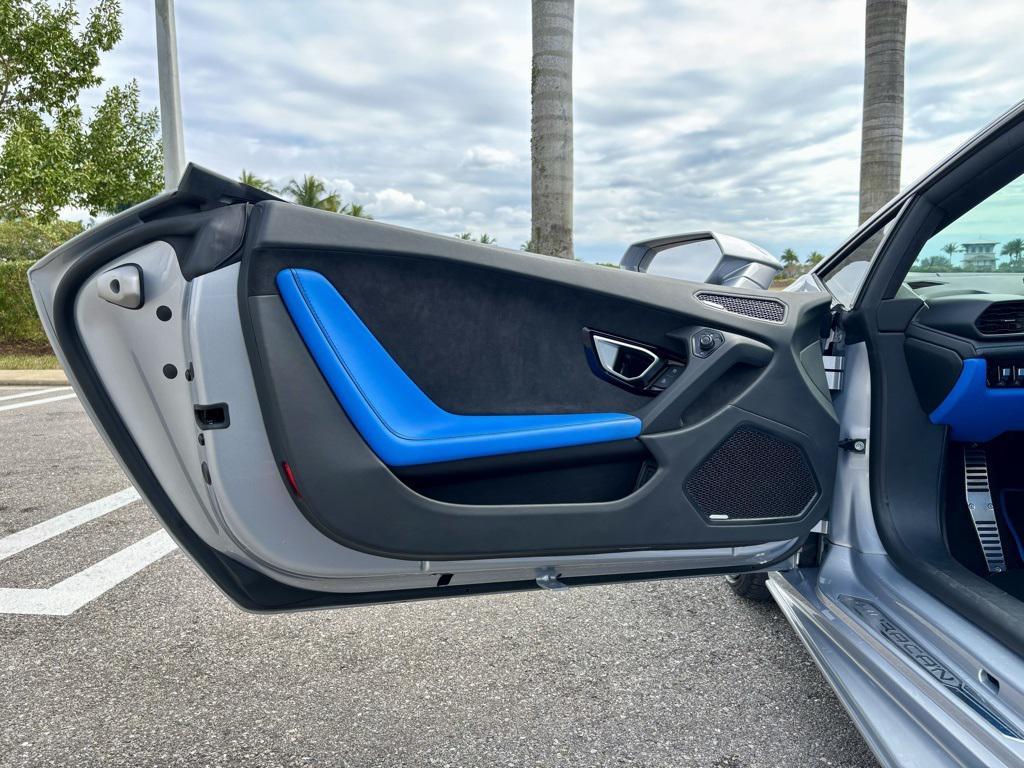 used 2021 Lamborghini Huracan EVO car, priced at $298,933