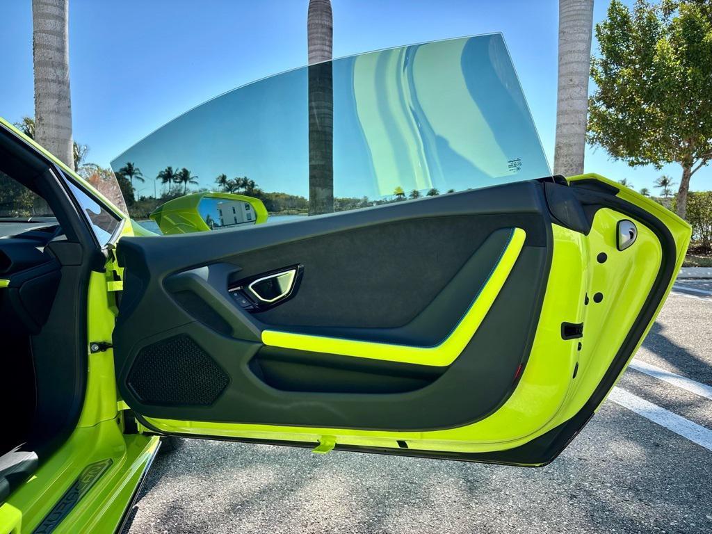 used 2022 Lamborghini Huracan EVO car, priced at $294,977