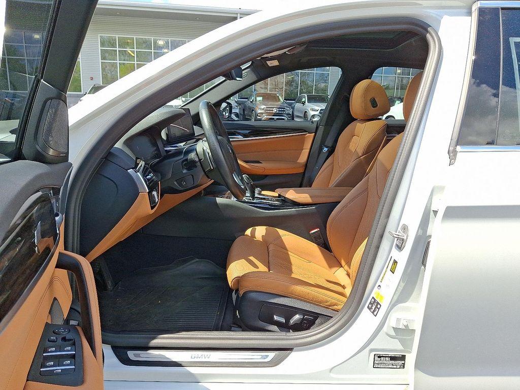 used 2022 BMW 530 car, priced at $28,890