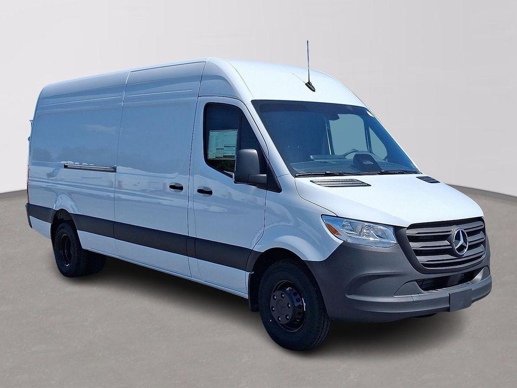 new 2025 Mercedes-Benz Sprinter 3500 car, priced at $73,545