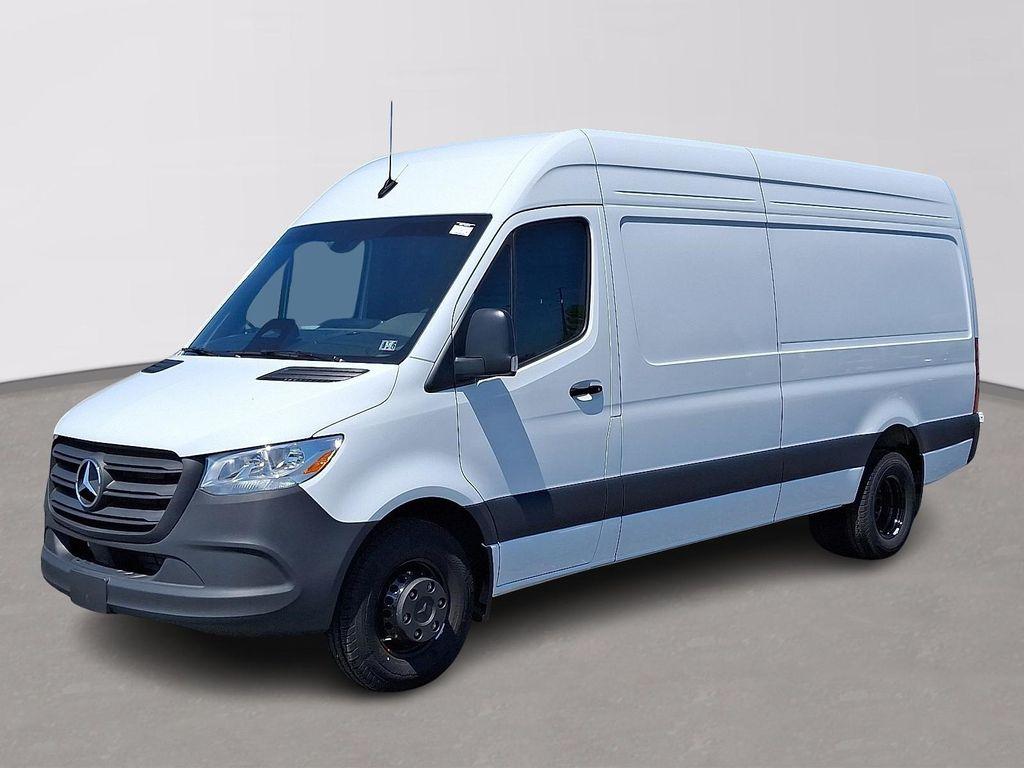 new 2025 Mercedes-Benz Sprinter 3500 car, priced at $73,545