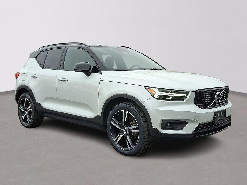 used 2021 Volvo XC40 car, priced at $24,723