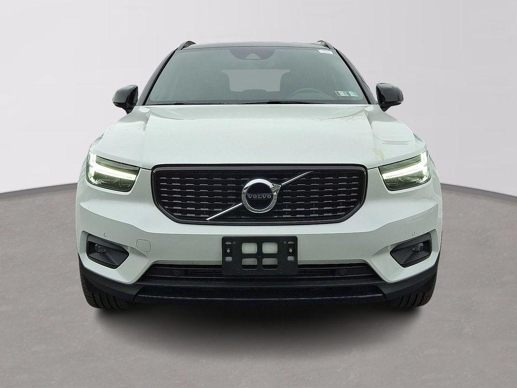 used 2021 Volvo XC40 car, priced at $24,723
