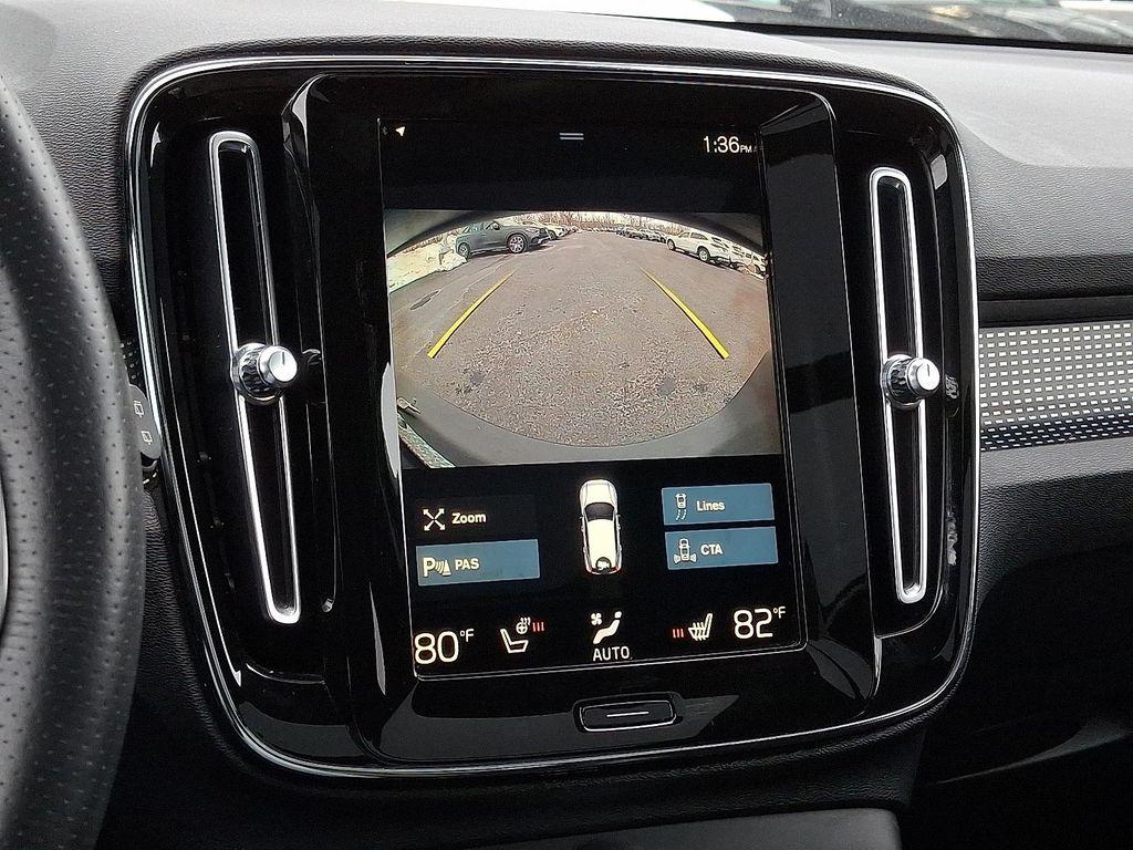 used 2021 Volvo XC40 car, priced at $24,723