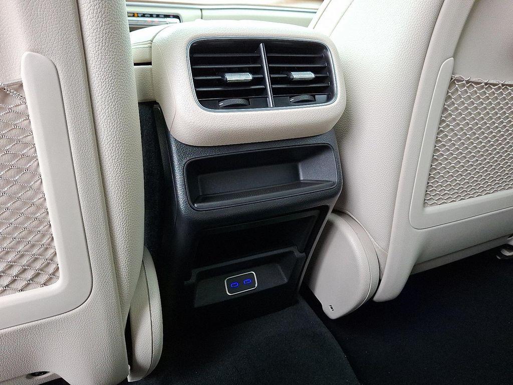 used 2025 Mercedes-Benz GLE 450 car, priced at $67,769