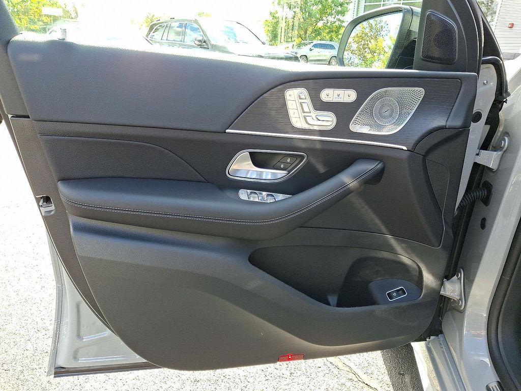 used 2026 Mercedes-Benz GLE 450 car, priced at $75,157