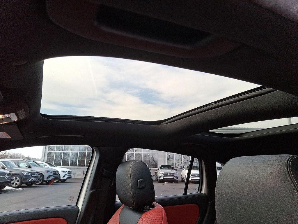 used 2022 Mercedes-Benz GLA 250 car, priced at $28,773