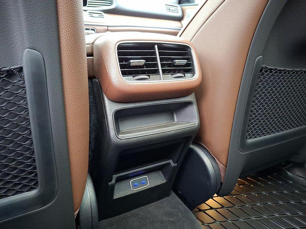 new 2026 Mercedes-Benz GLE 450 car, priced at $84,120