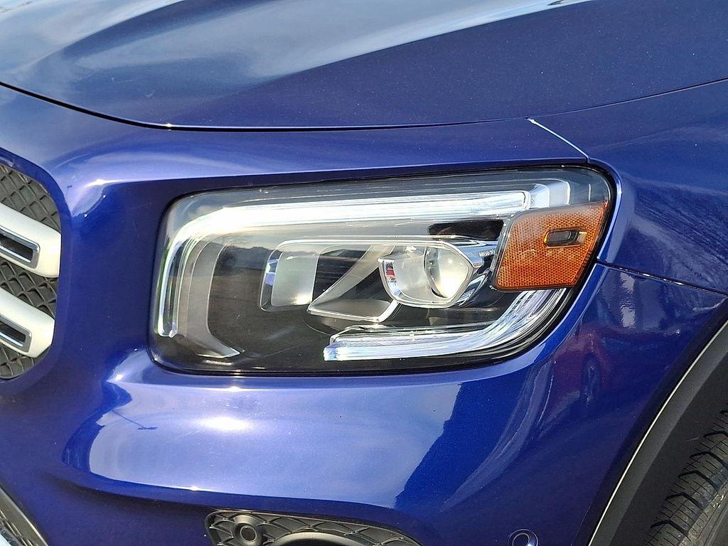 used 2023 Mercedes-Benz GLB 250 car, priced at $32,833