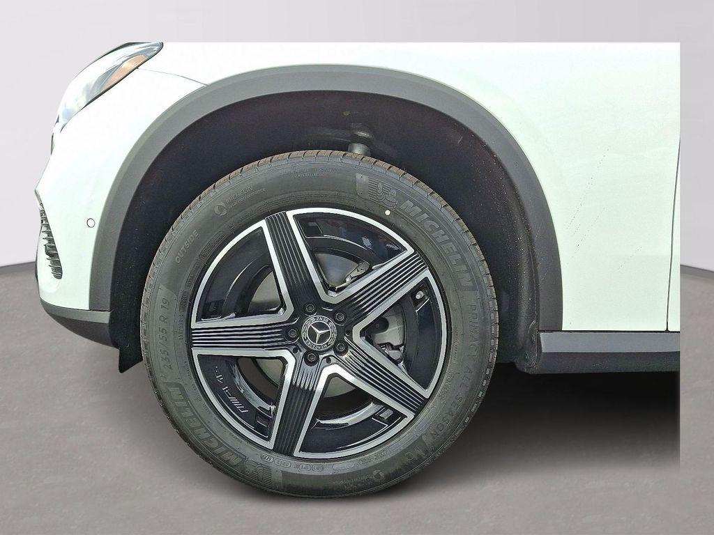 new 2026 Mercedes-Benz GLC 300 car, priced at $66,685