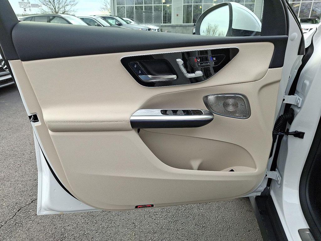 new 2026 Mercedes-Benz GLC 300 car, priced at $66,685