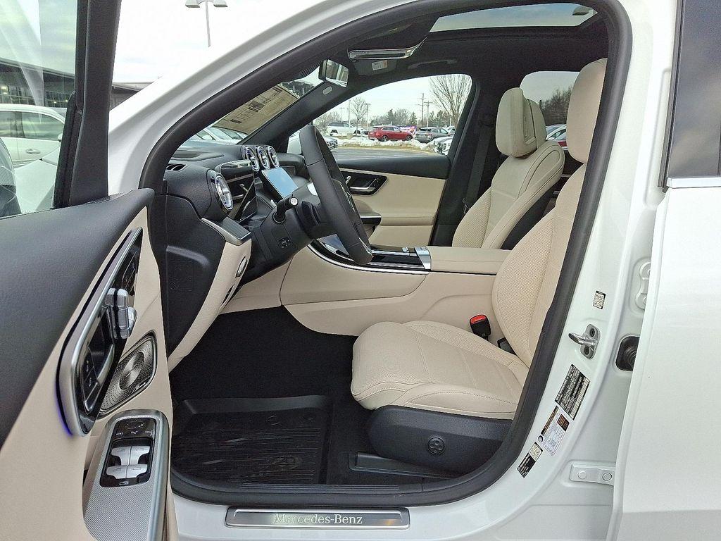 new 2026 Mercedes-Benz GLC 300 car, priced at $66,685