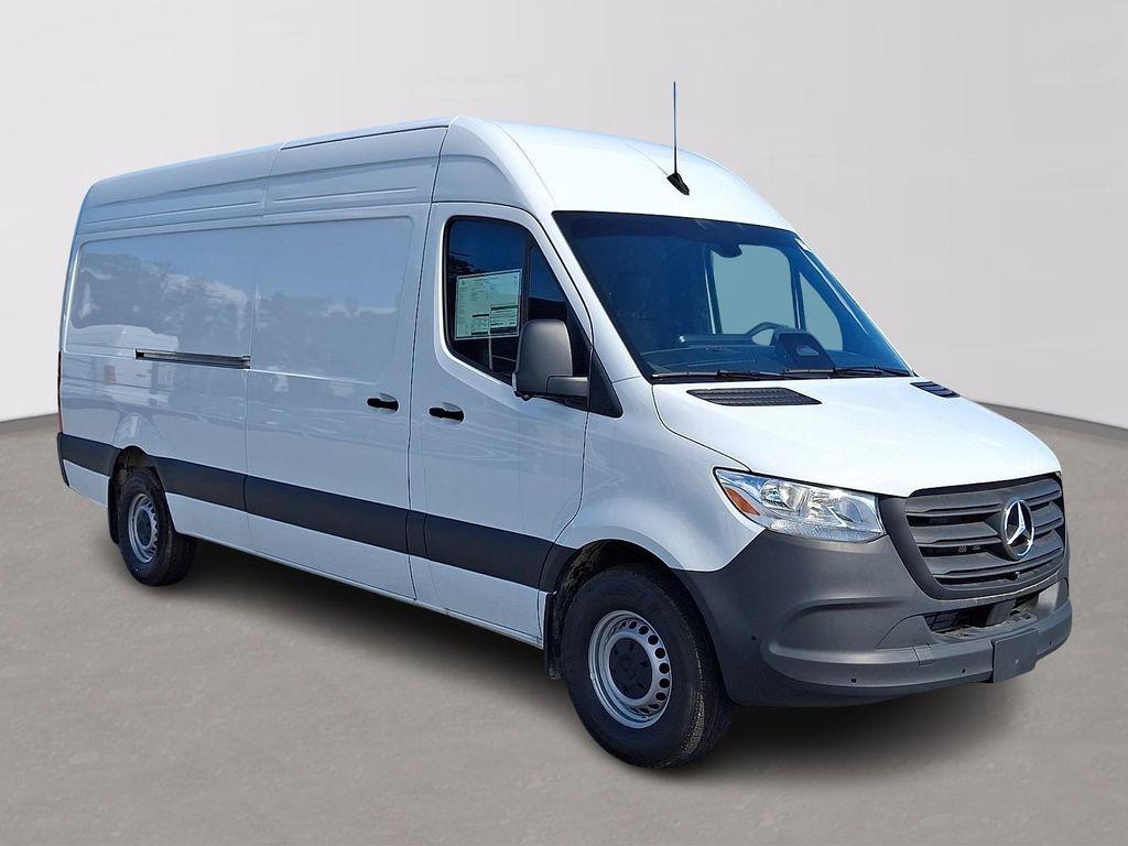 new 2026 Mercedes-Benz Sprinter 2500 car, priced at $65,713