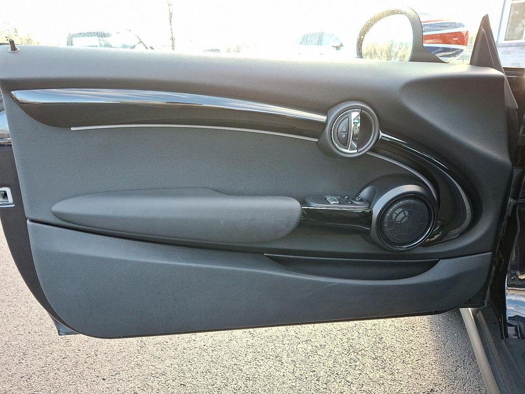 used 2022 MINI Hardtop car, priced at $22,888