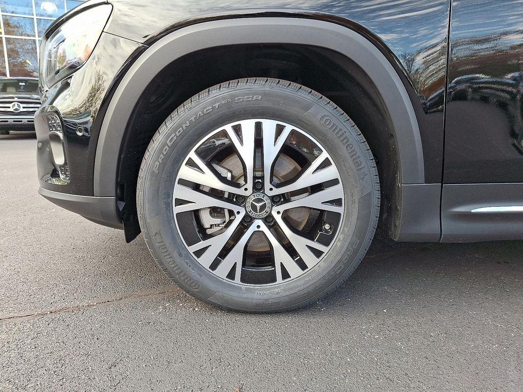 used 2024 Mercedes-Benz GLB 250 car, priced at $36,992