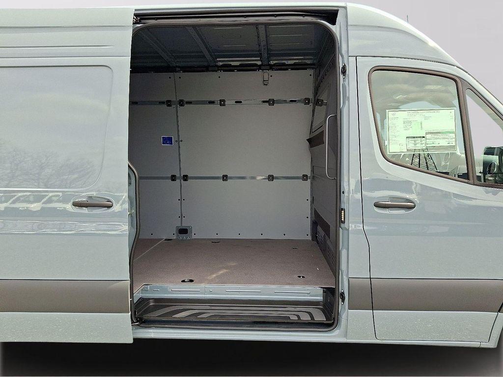 new 2026 Mercedes-Benz Sprinter 2500 car, priced at $80,095