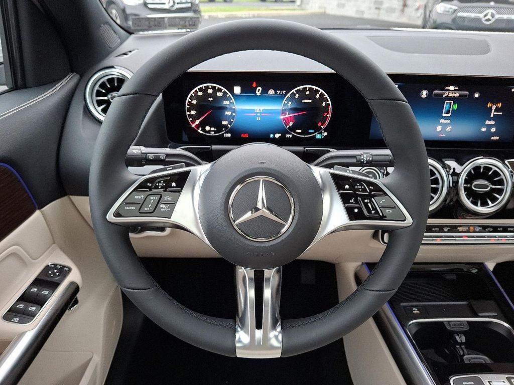 used 2026 Mercedes-Benz GLA 250 car, priced at $47,452