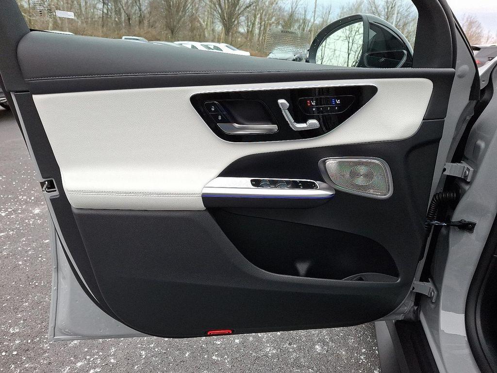 new 2026 Mercedes-Benz GLC 300 car, priced at $65,335