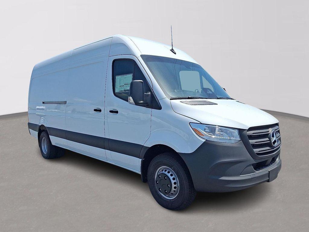new 2025 Mercedes-Benz Sprinter 3500XD car, priced at $75,947