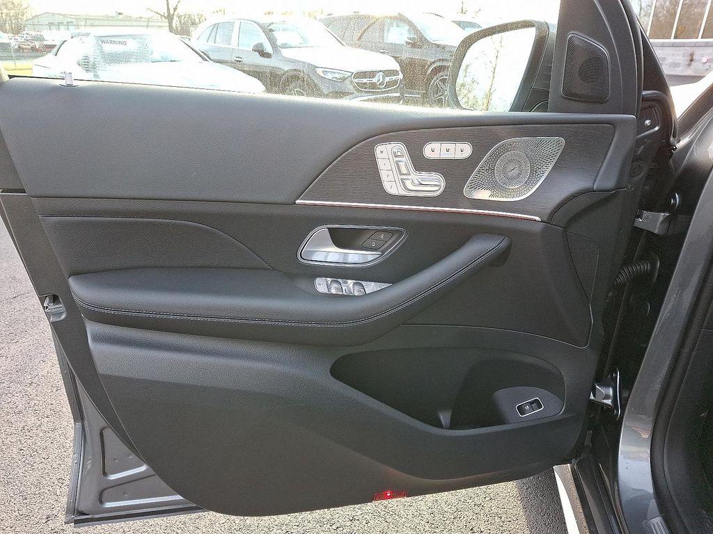 used 2026 Mercedes-Benz GLE 450 car, priced at $73,981