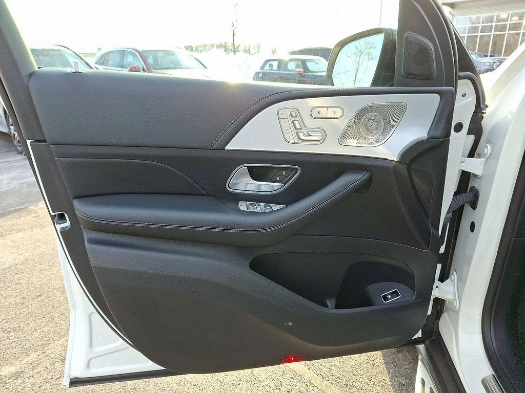 used 2022 Mercedes-Benz GLE 580 car, priced at $69,512