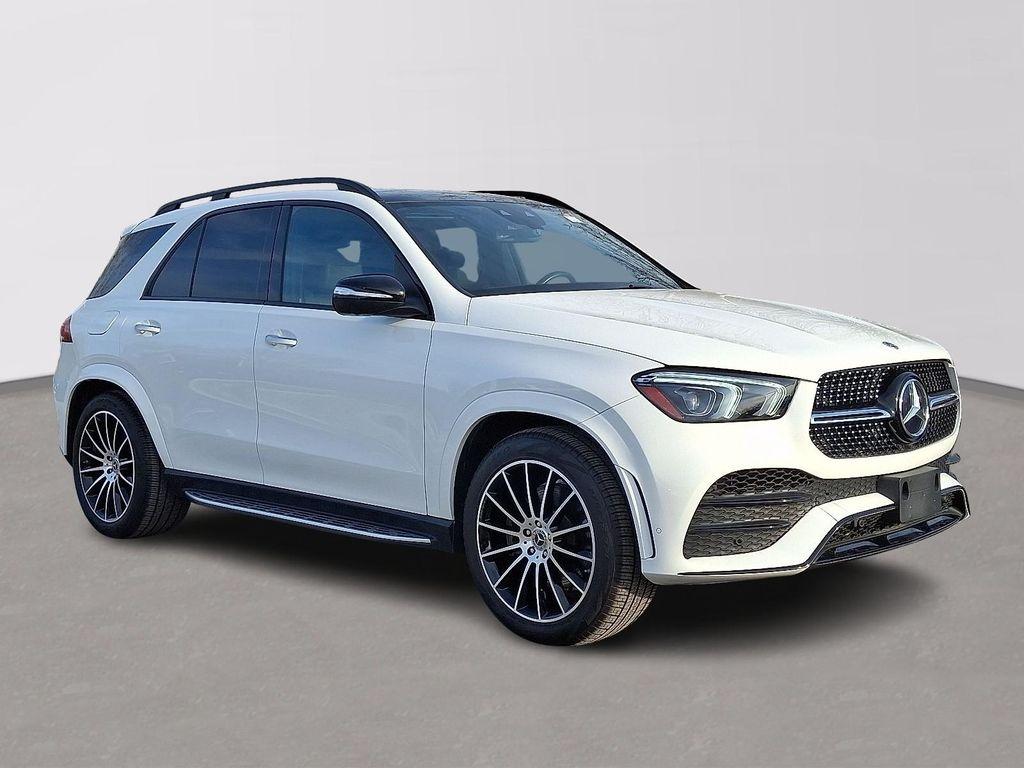 used 2022 Mercedes-Benz GLE 580 car, priced at $69,512