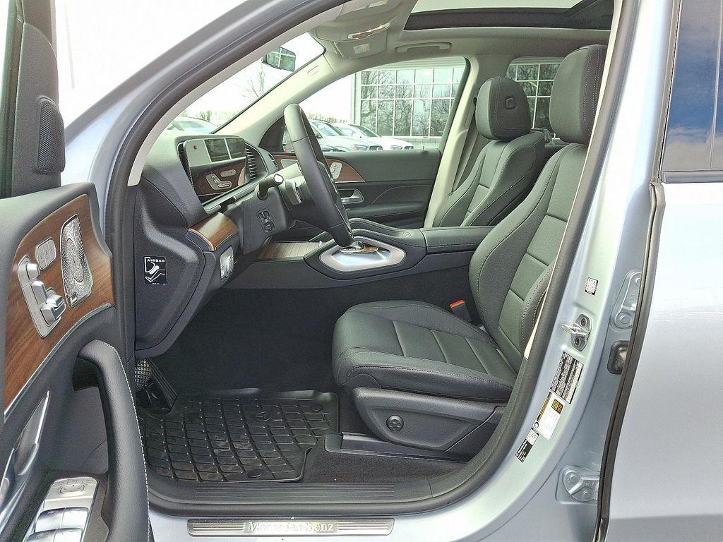 used 2026 Mercedes-Benz GLE 450 car, priced at $76,882