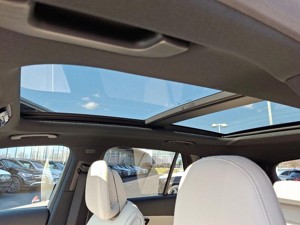 new 2026 Mercedes-Benz GLC 300 car, priced at $59,315