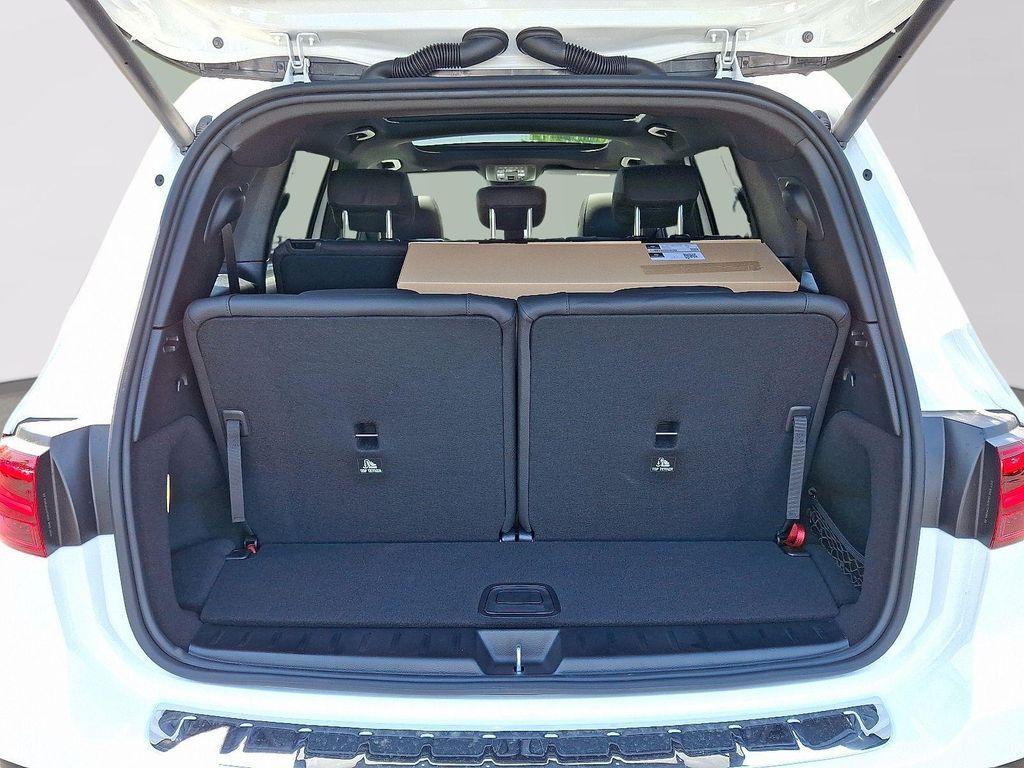 new 2026 Mercedes-Benz GLB 250 car, priced at $54,295