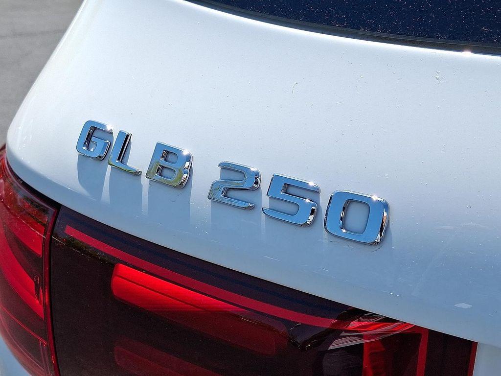 new 2026 Mercedes-Benz GLB 250 car, priced at $54,295
