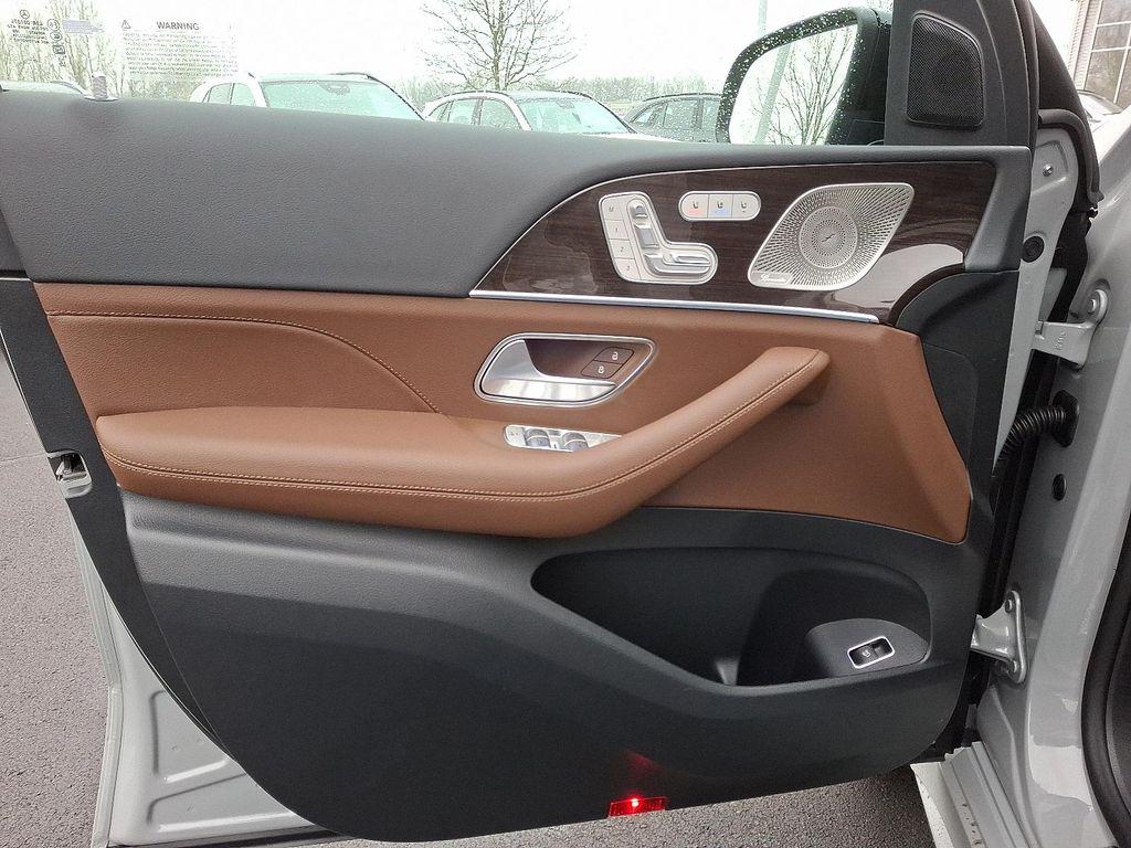 new 2026 Mercedes-Benz GLE 450 car, priced at $81,375