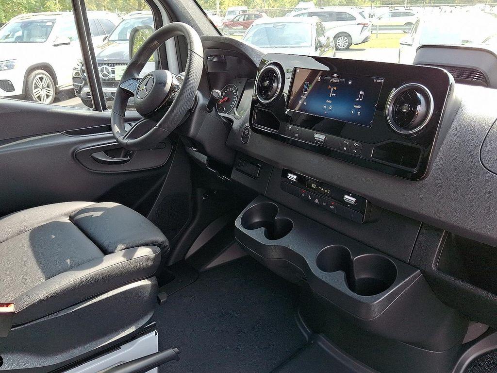 new 2025 Mercedes-Benz Sprinter 3500 car, priced at $76,218