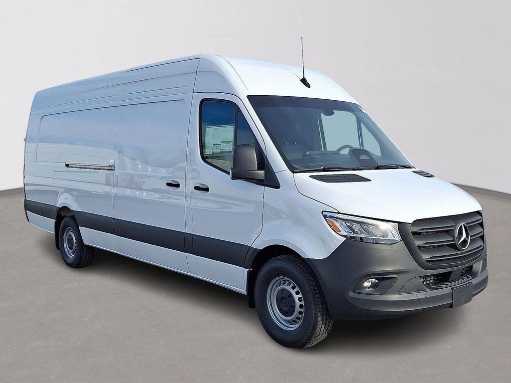 new 2026 Mercedes-Benz Sprinter 2500 car, priced at $72,677