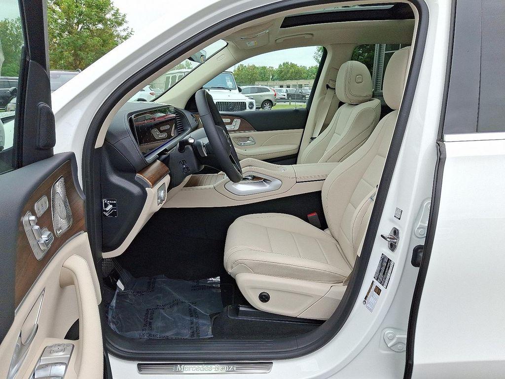 used 2025 Mercedes-Benz GLS 450 car, priced at $81,165
