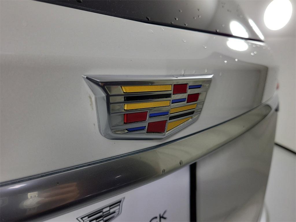 used 2023 Cadillac XT6 car, priced at $40,495