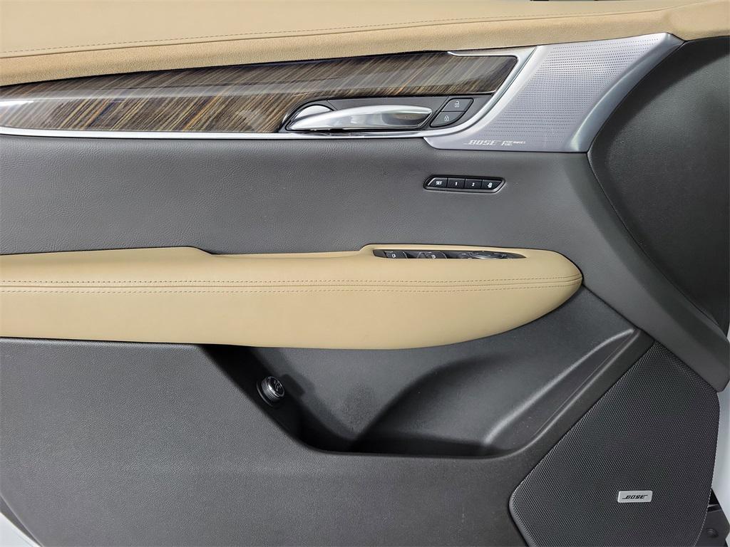 used 2023 Cadillac XT6 car, priced at $40,495