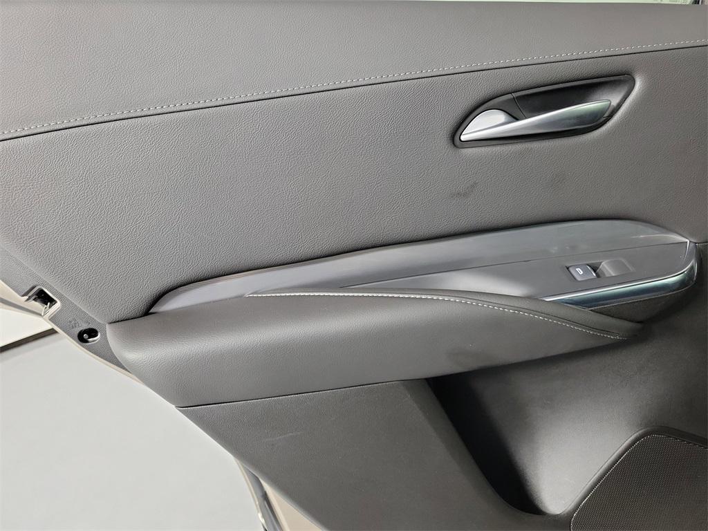 used 2025 Cadillac XT4 car, priced at $36,599