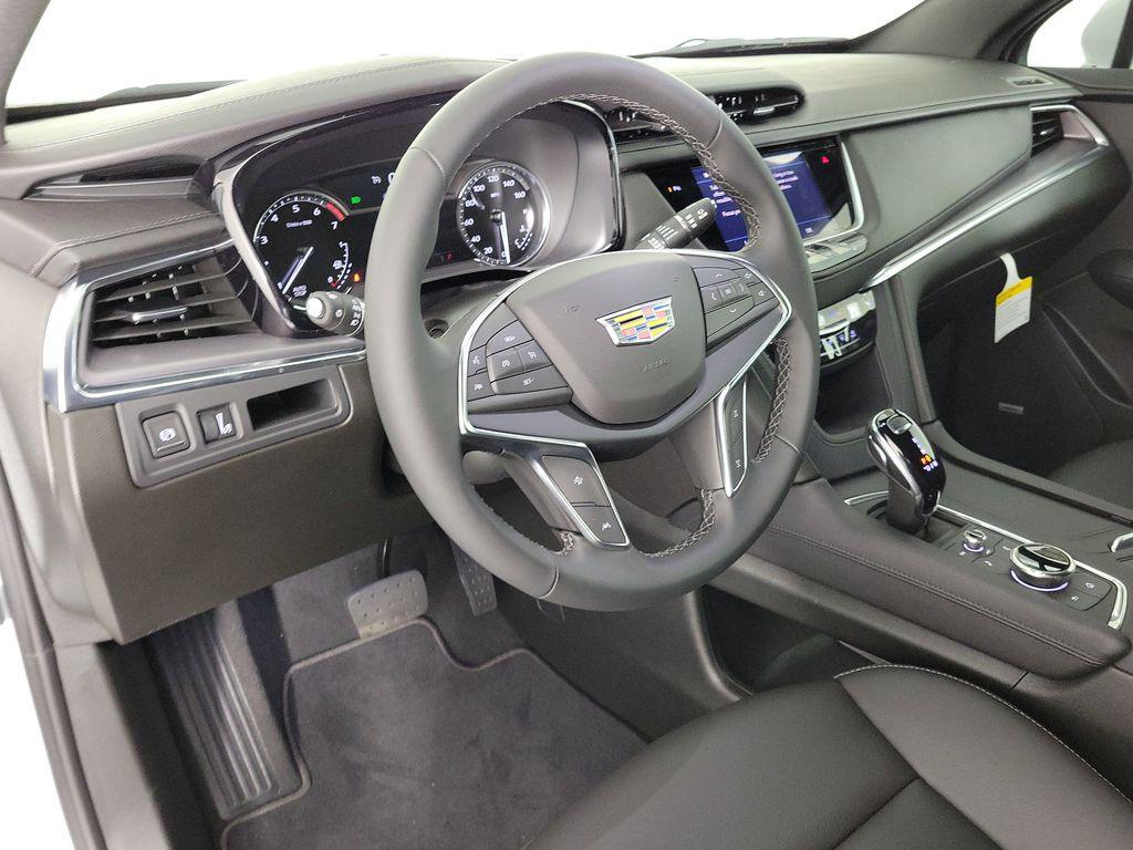 new 2026 Cadillac XT5 car, priced at $53,108