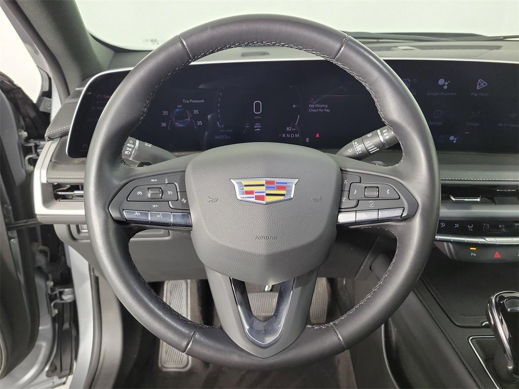 used 2025 Cadillac XT4 car, priced at $34,990