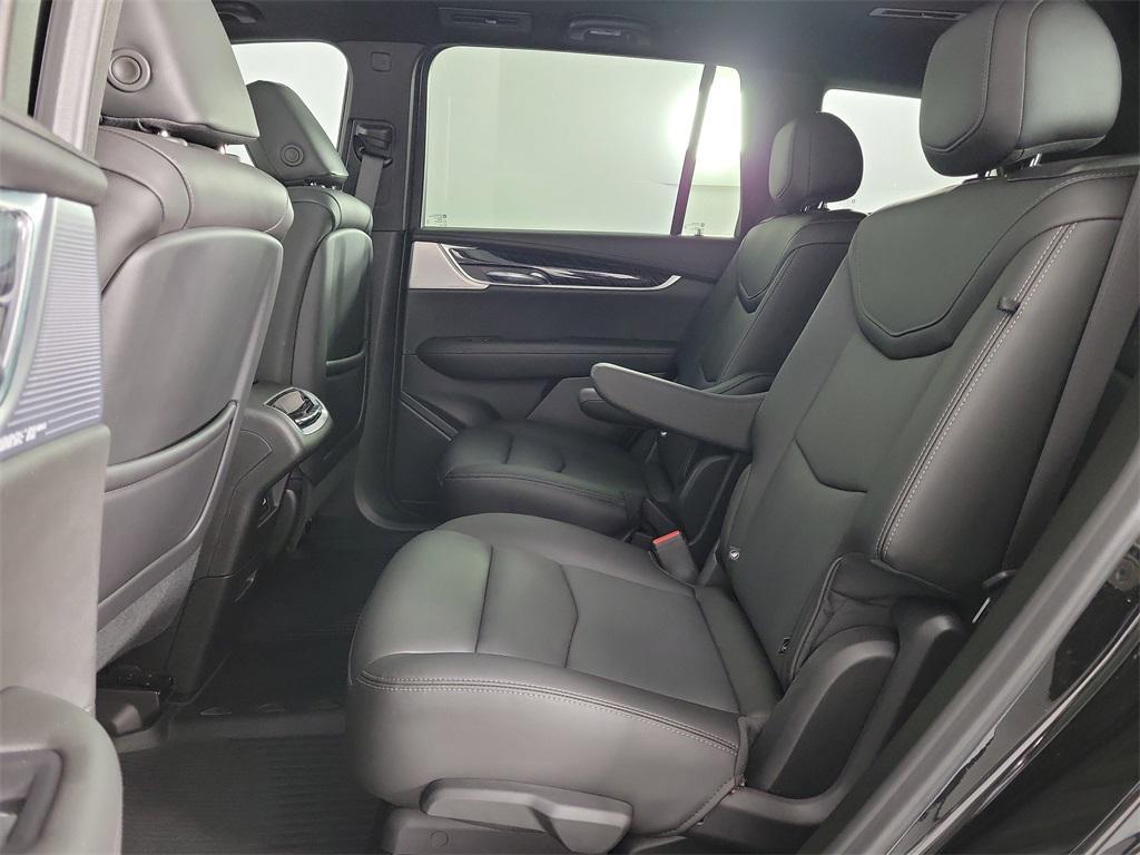 used 2024 Cadillac XT6 car, priced at $43,799