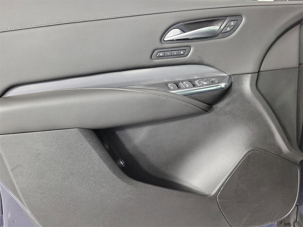 used 2025 Cadillac XT4 car, priced at $37,999