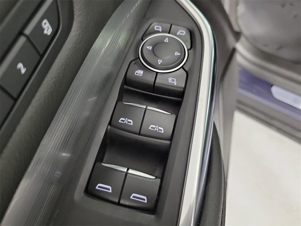 used 2025 Cadillac XT4 car, priced at $37,999